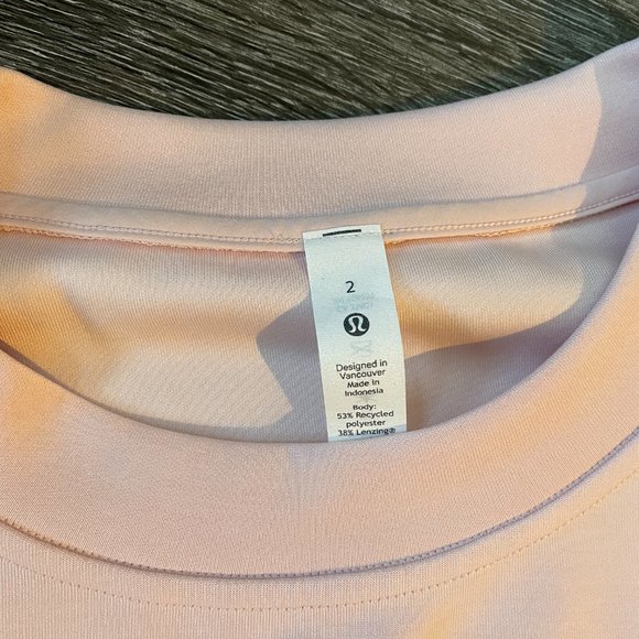 Lululemon Perfectly Oversized Cropped Crew *Softstreme Pink Mist Size 2 - Picture 2 of 4